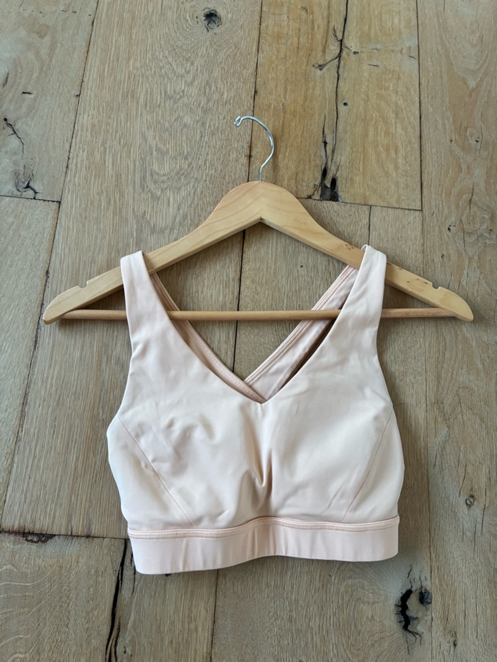 Lululemon Peach V-Neck Bralette size 6 with padding